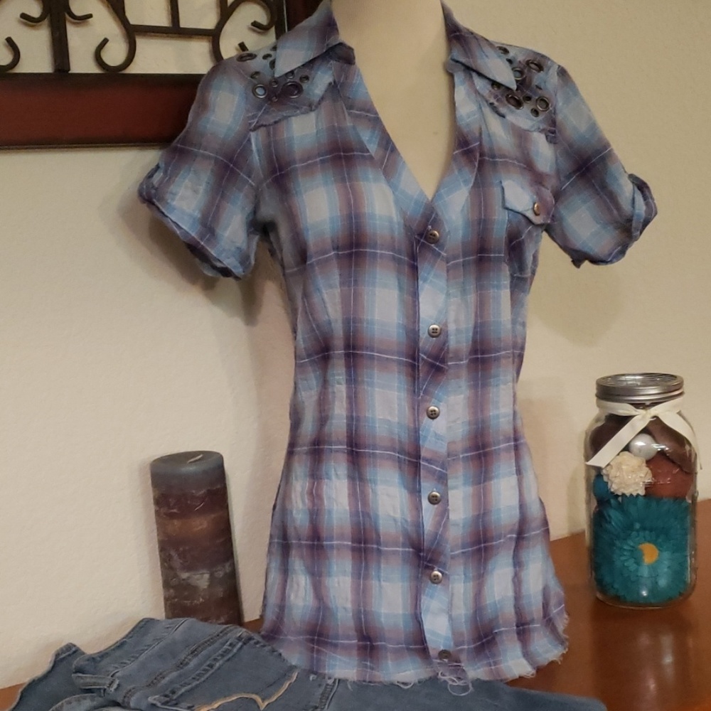 BUCKLE Daytrip Flannel Top. Size S. NWOT